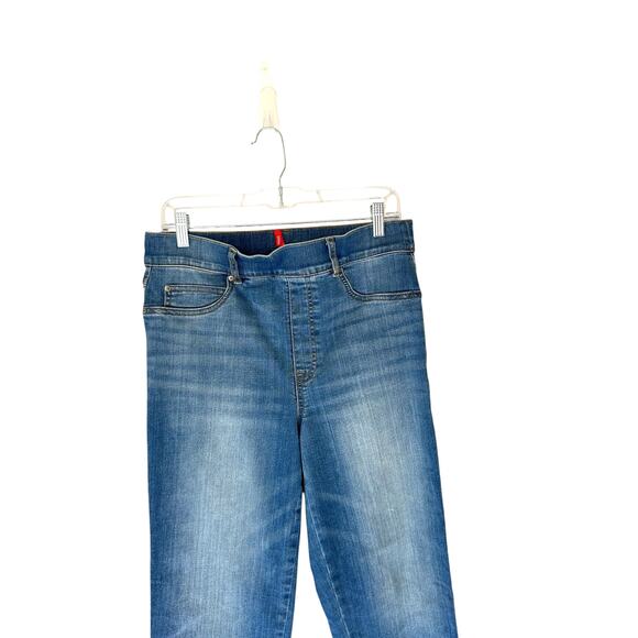 Spanx Medium Wash Pull On Slimming Straight Leg Stretch Denim Jeans Size Large - Picture 3 of 9